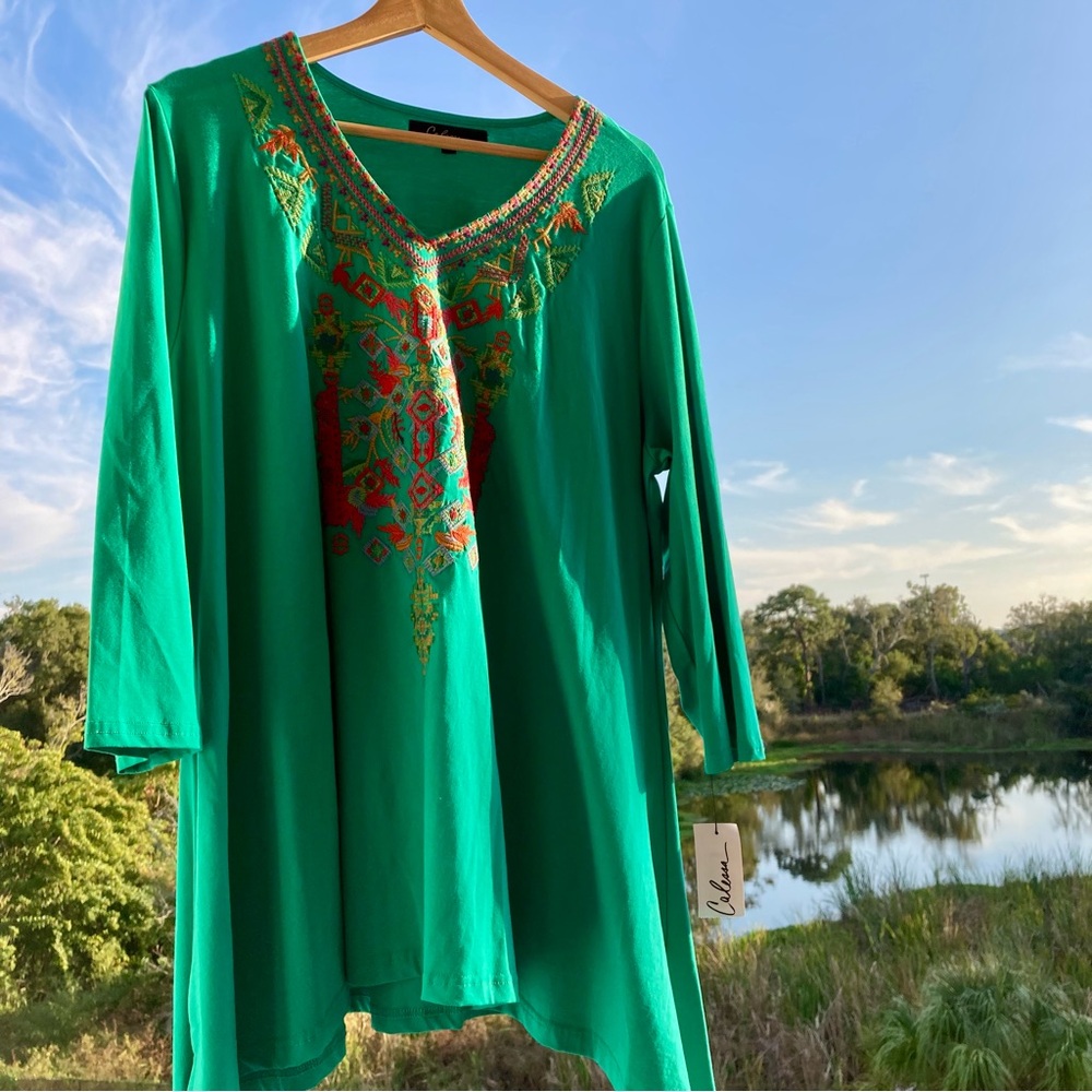 NWT CALESSA Vibrant Green Embroidered Tunic Cotton/ Elastane SIZE:XL